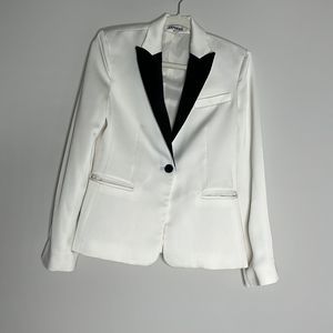 Express White With Black Collar Blazer